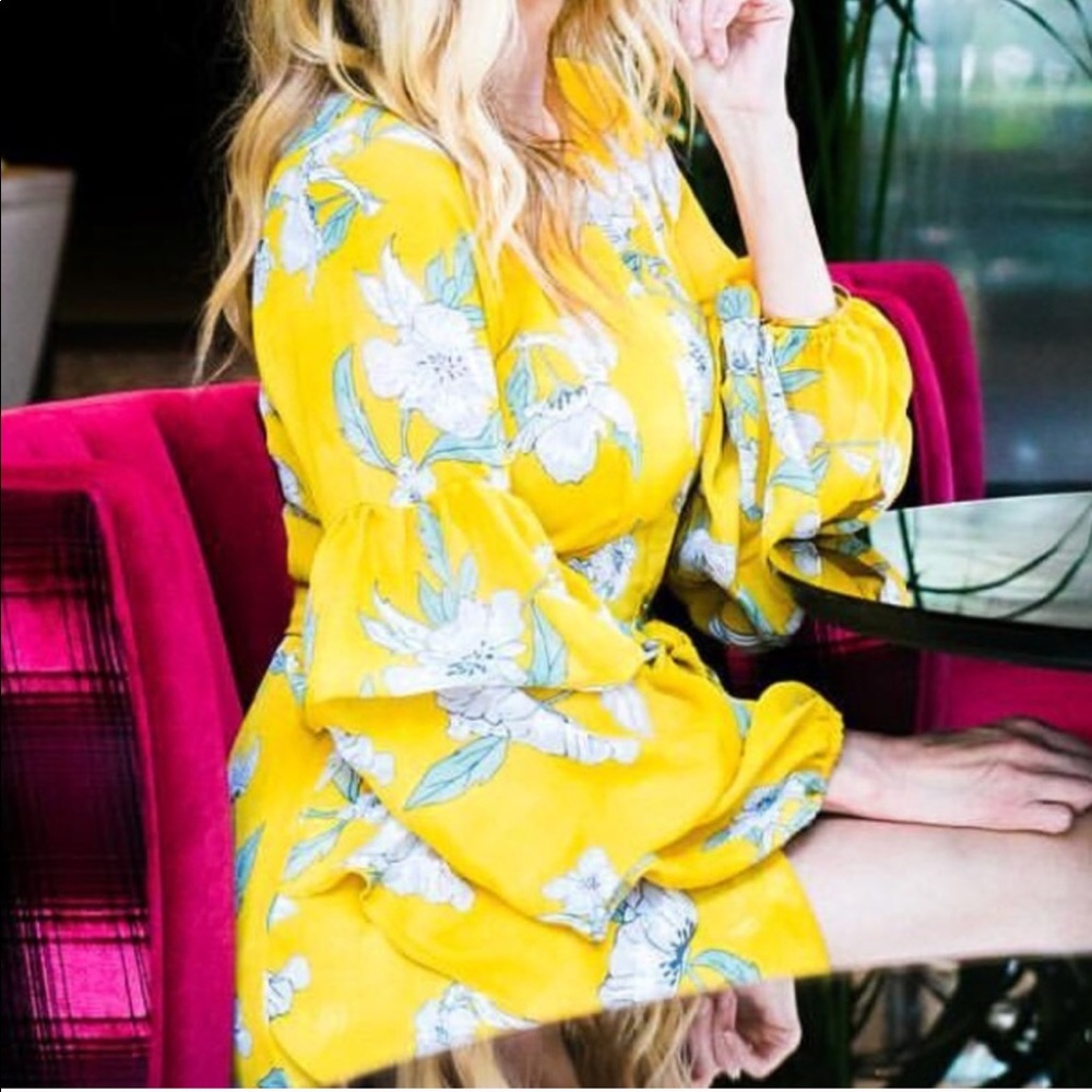 NWT J.O.A & Chriselle Yellow Mini Dress